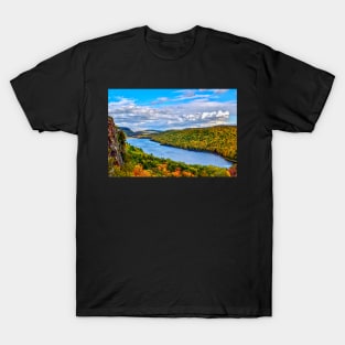 “Autumn at Lake of the Clouds” T-Shirt